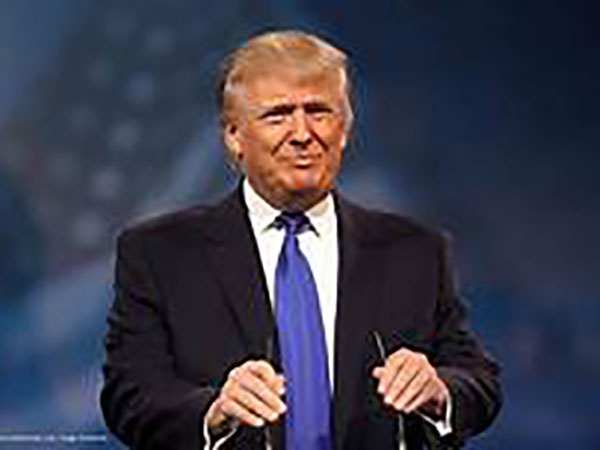US looking to get COVID-19 vaccine 'by year end', says Trump