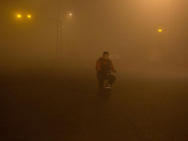 Ultrafine dust soars to 'very bad' levels in Seoul