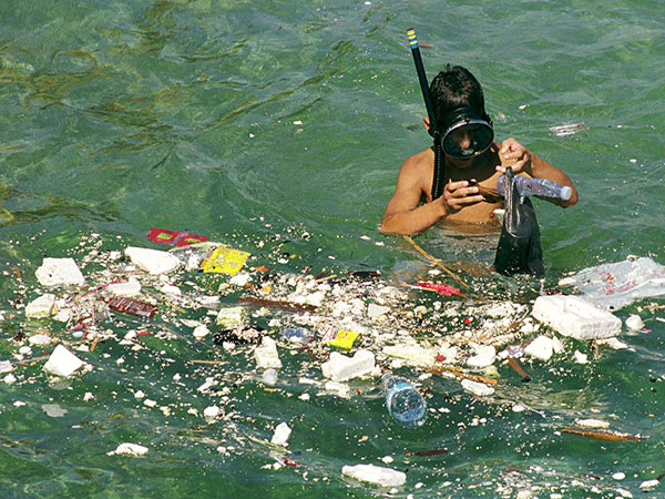 'Ambitious' measures needed to stop 200,000 tonnes of plastic polluting the Mediterranean