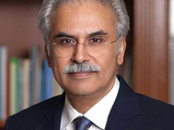 SAPM Dr Zafar Mirza tests positive for Covid-19, says he has mild symptoms