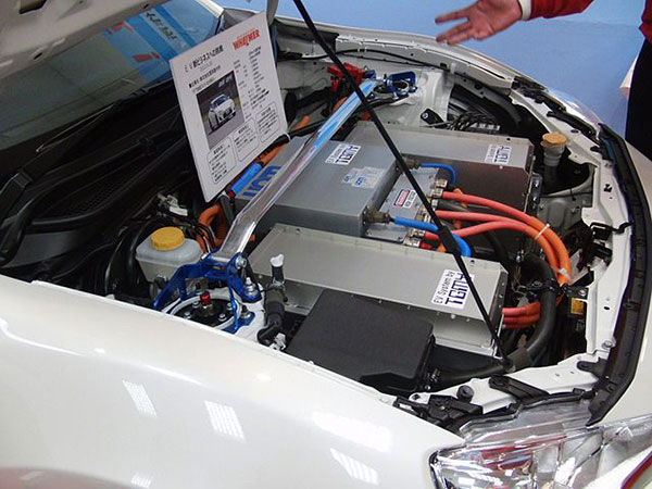 LG Chem, GM to set up EV battery JV in U.S.