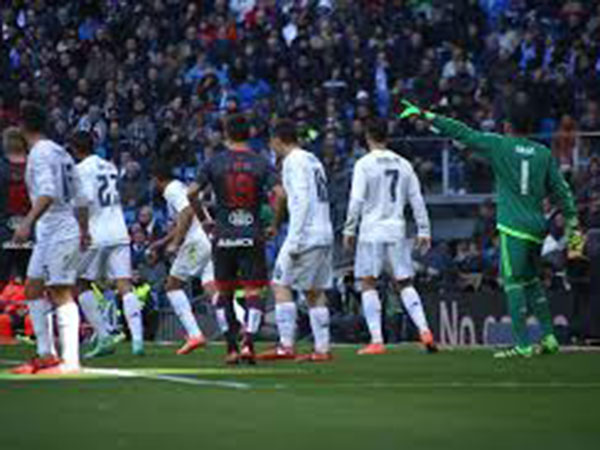 Preview: Real Madrid and Real Sociedad play in pick of Spain's matchday 14