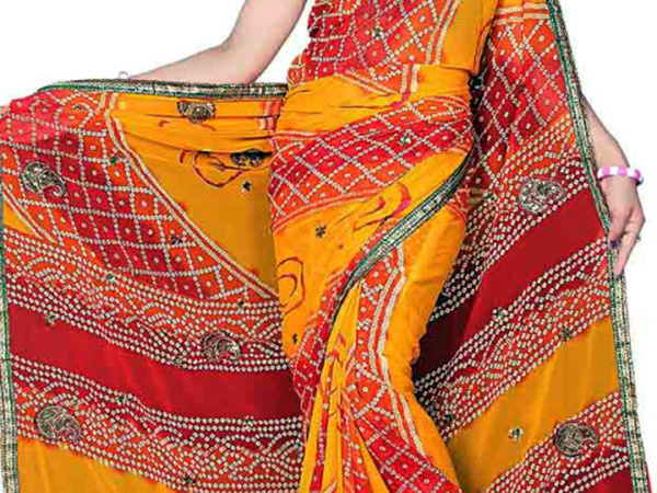 How to rock a casual sari - whether it's day or night