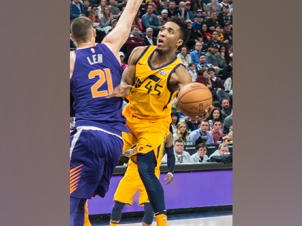 Raptors finalize Alex Len signing, add free agent DeAndre' Bembry