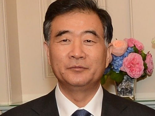 Chinese top political advisor visits Laos to promote bilateral cooperation, boost ties