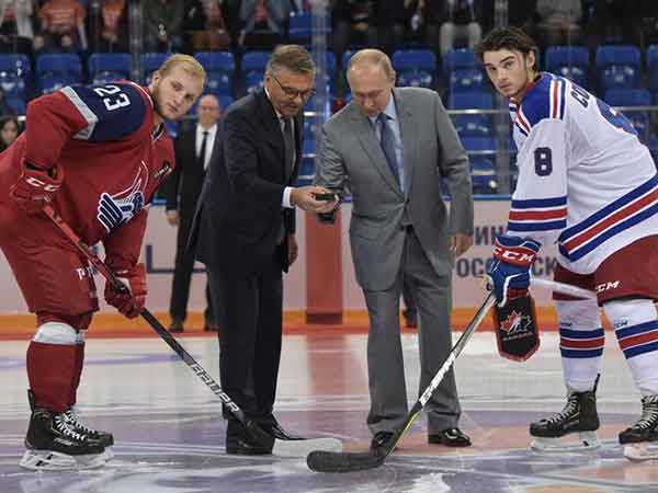 Russia's Loko defeats Canadian rivals in first game of Ice Hockey Junior World Cup