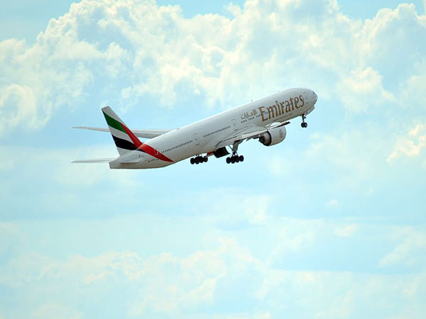 Covid-19: UAE suspends all passenger and transit flights