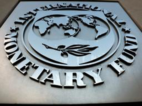 IMF hints at helping Pakistan to fight off corona impact