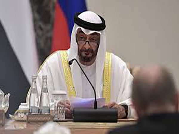 Sheikh Mohamed and Pope Francis discuss coronavirus fight, global prosperity