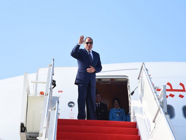 Egyptian President leads high-level delegation to World Government Summit 2023
