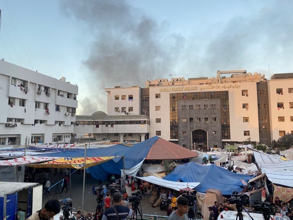 Intense gunfight at Al-Shifa hospital in the Gaza Strip