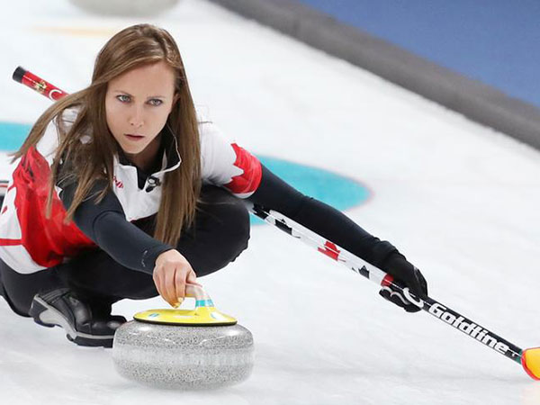Einarson downs Jones in Battle of Manitoba to reach Scotties final