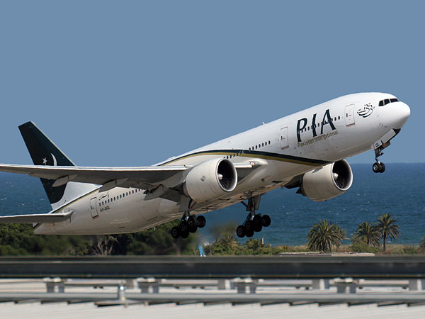 UAE temporarily suspends all flights from Pakistan