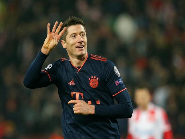 Robert Lewandowski makes Champions League history as Bayern Munich hammers Red Star