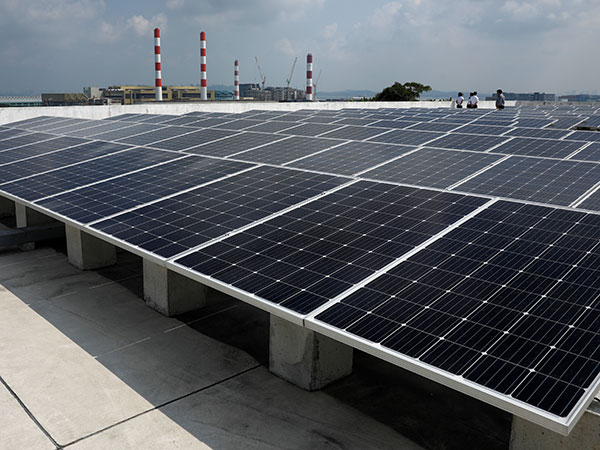 A low-carbon investment boom may be underway in Alberta and Saskatchewan