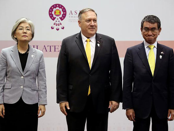 U.S. cites close ties with S. Korea, Japan amid reports Pompeo sided with Tokyo