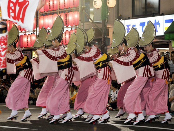 Lanterns brighten up city known for Awa dance