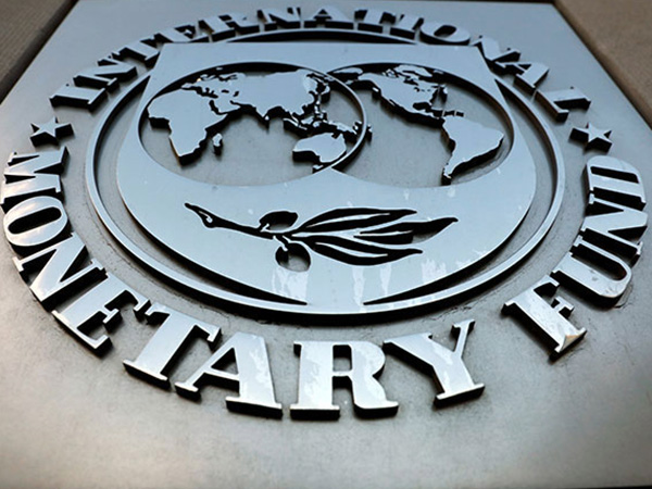 IMF chief urges G20 leaders to maintain policy support as global economy "not out of the woods"