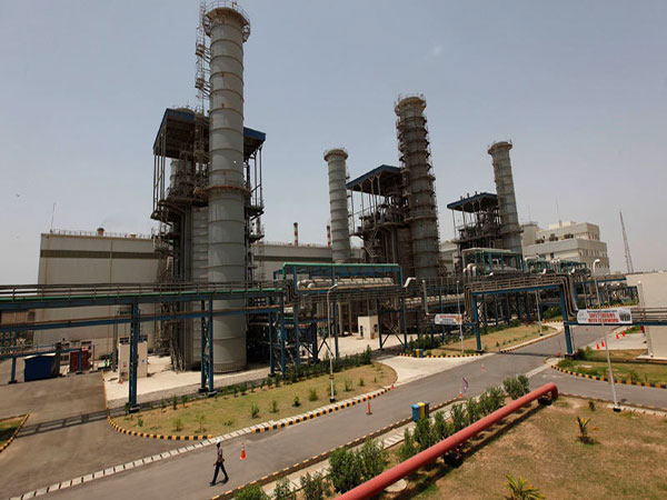 Policy confusions in gas business