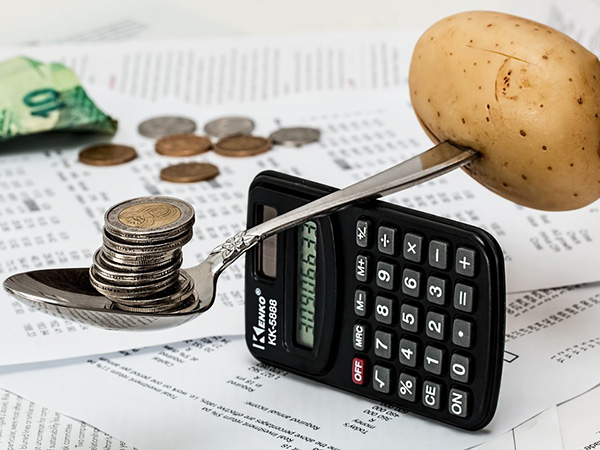 Household spending sees biggest drop on record