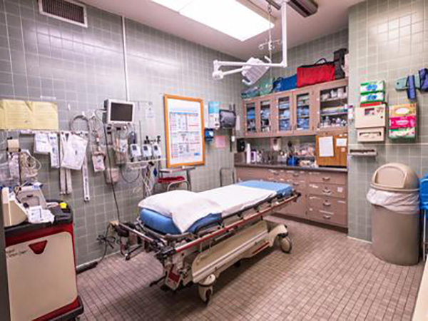 Milwaukee woman dies after leaving ER due to long wait, family says