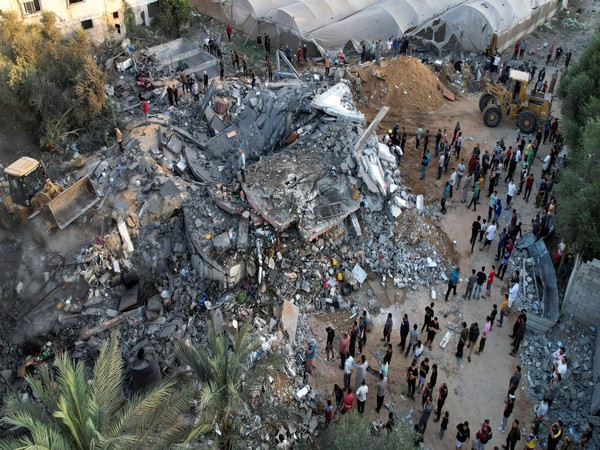 Israel-Hamas war: UN warns aid in Gaza on verge of collapse