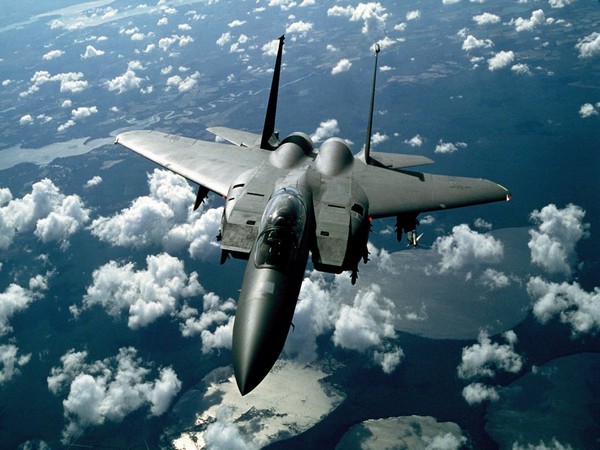 The US considers selling Israel an 18 billion USD weapons package, including F-15 fighters
