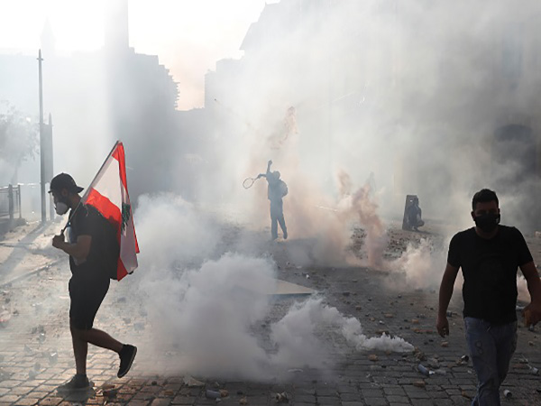 World leaders pledge emergency aid for Lebanon