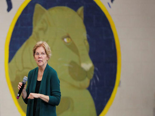 Elizabeth Warren wants to make it harder for big banks to get bigger