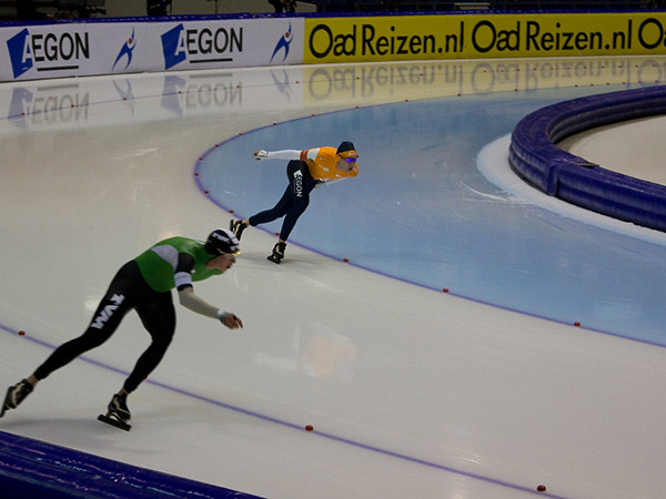 Canada's Bloemen, Fish burst to gold, bronze at single distance speed skating worlds