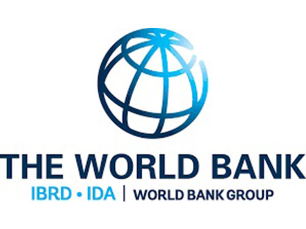 Economy stagnating amid big deficit, low reserves: WB