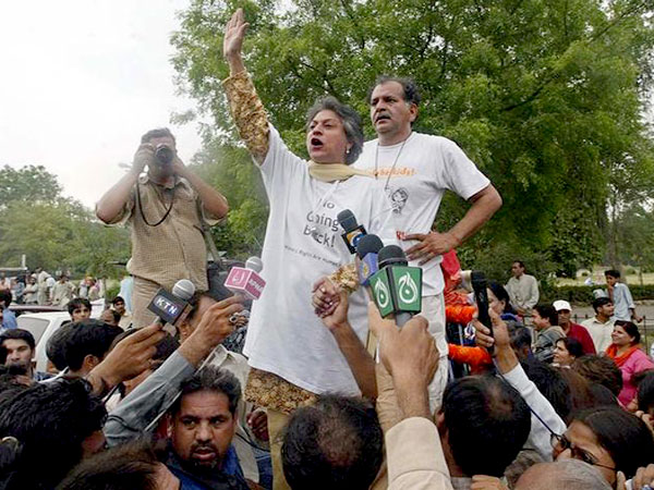 Ajoka's next play will be a tribute to Asma Jahangir