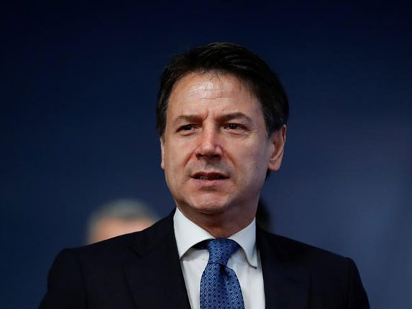 Italian prime minister says it is time "to engage in dialogue" on Libya