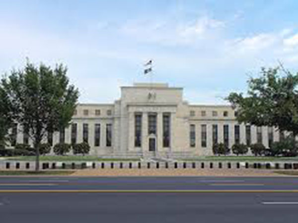 Fed: 40% of low-income households lost job