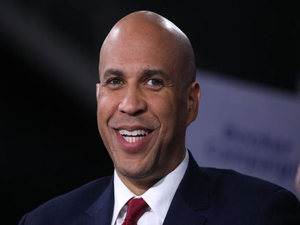 Booker and Castro focus on lack of diversity in 2020 race post-Harris exit