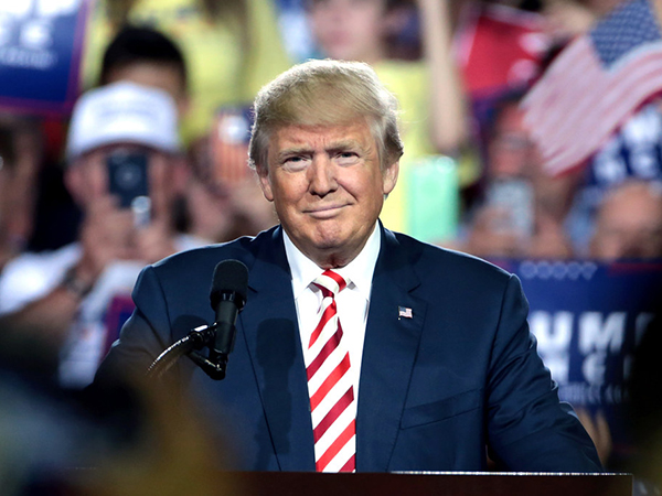 Trump asks governors to reopen places of worship