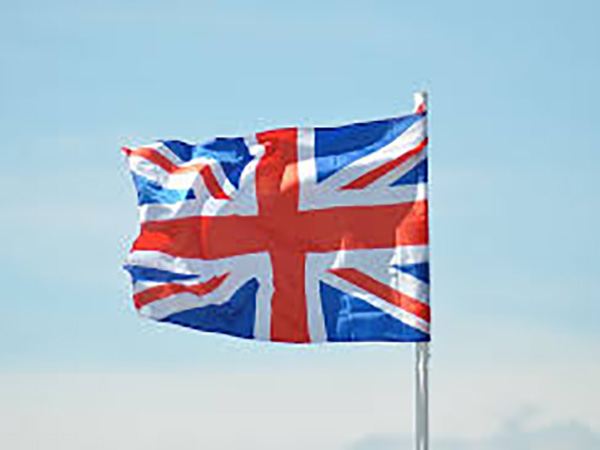 UK advises its citizens to leave China