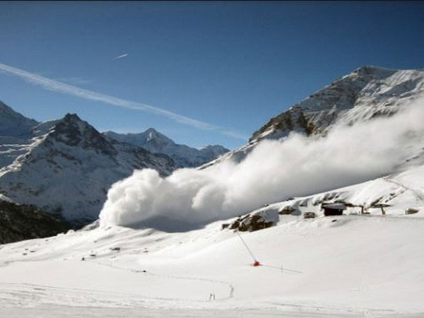 7 remain missing as over 150 rescued following avalanche in Nepal