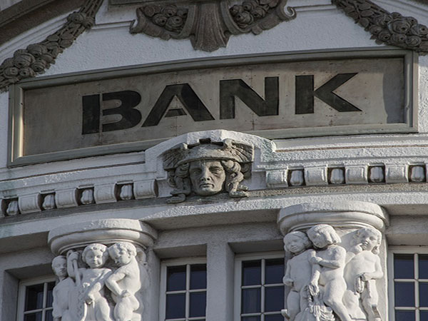 Banks' loan delinquency dips in June on sharp rise in lending