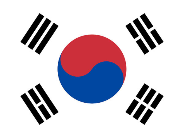Eco-friendly cars make up over 3 pct of total vehicles registered in S. Korea