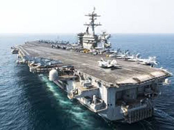 Coronavirus-hit US aircraft carrier returns to sea
