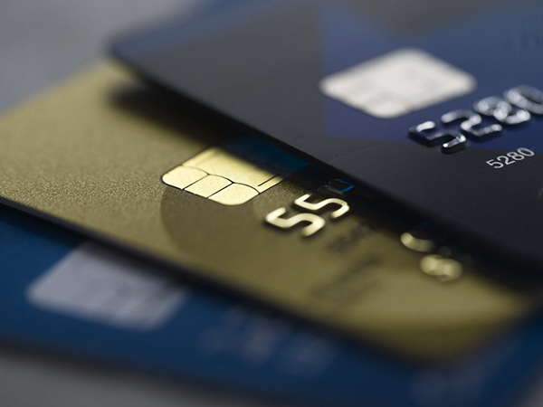 S. Koreans held 3.9 credit cards on average in 2019: data
