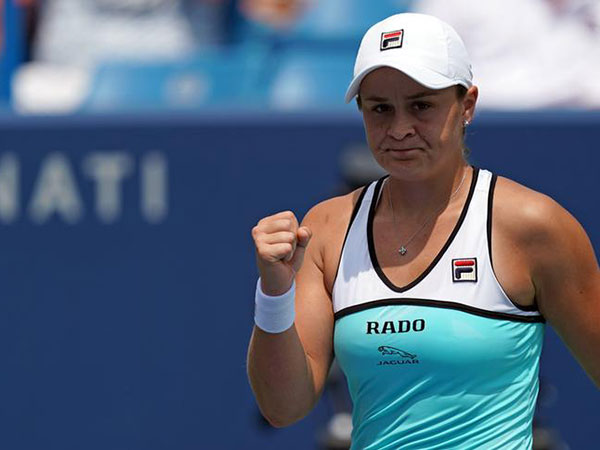 Barty into semi, Osaka injured at Cincinnati Masters