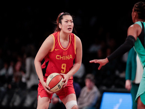 Li Meng chases basketball dream despite challenges