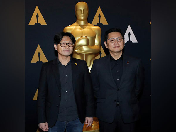 Director hopes his documentary can help Sewol tragedy regain public attention