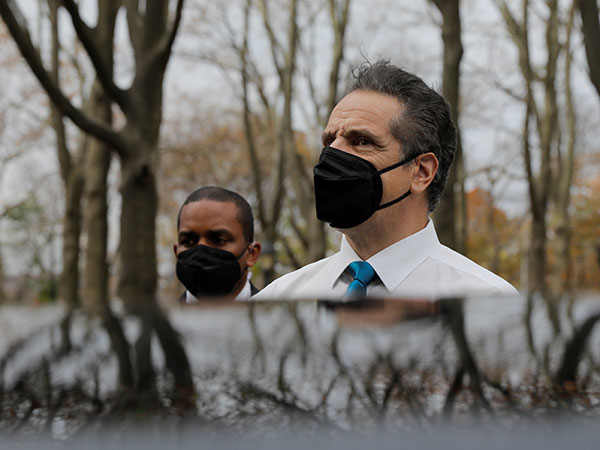 Cuomo stands up for President Trump on media bias