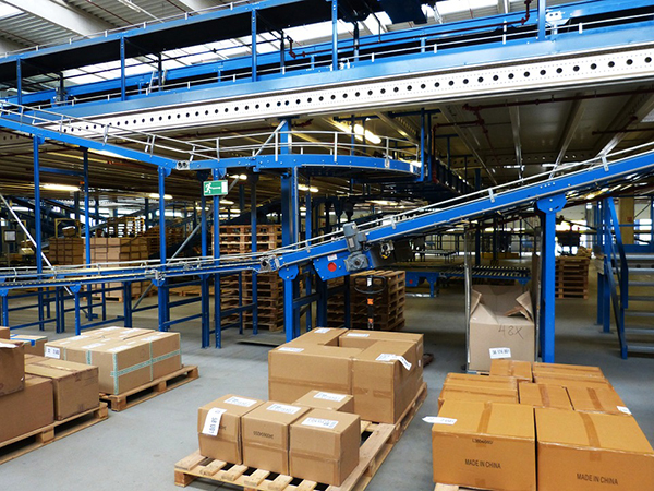 China logistics business expands at slower pace in August