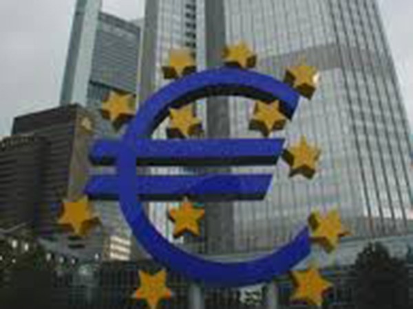 Economic Watch: Persistent price hikes pile pressure on ECB