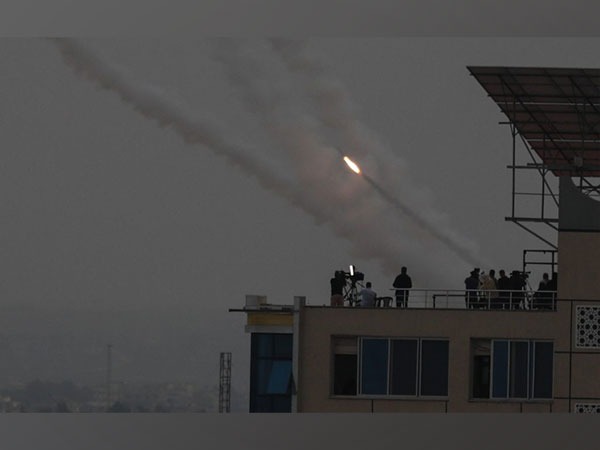 Israel steps up attack in Gaza, US calls for caution