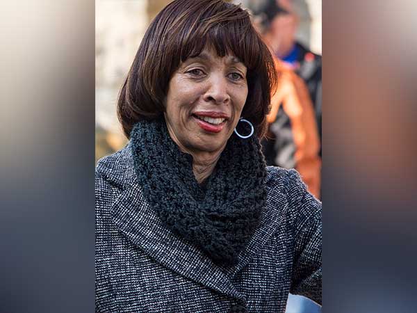 Ex-Baltimore mayor pleads guilty to charges stemming from book deal scandal